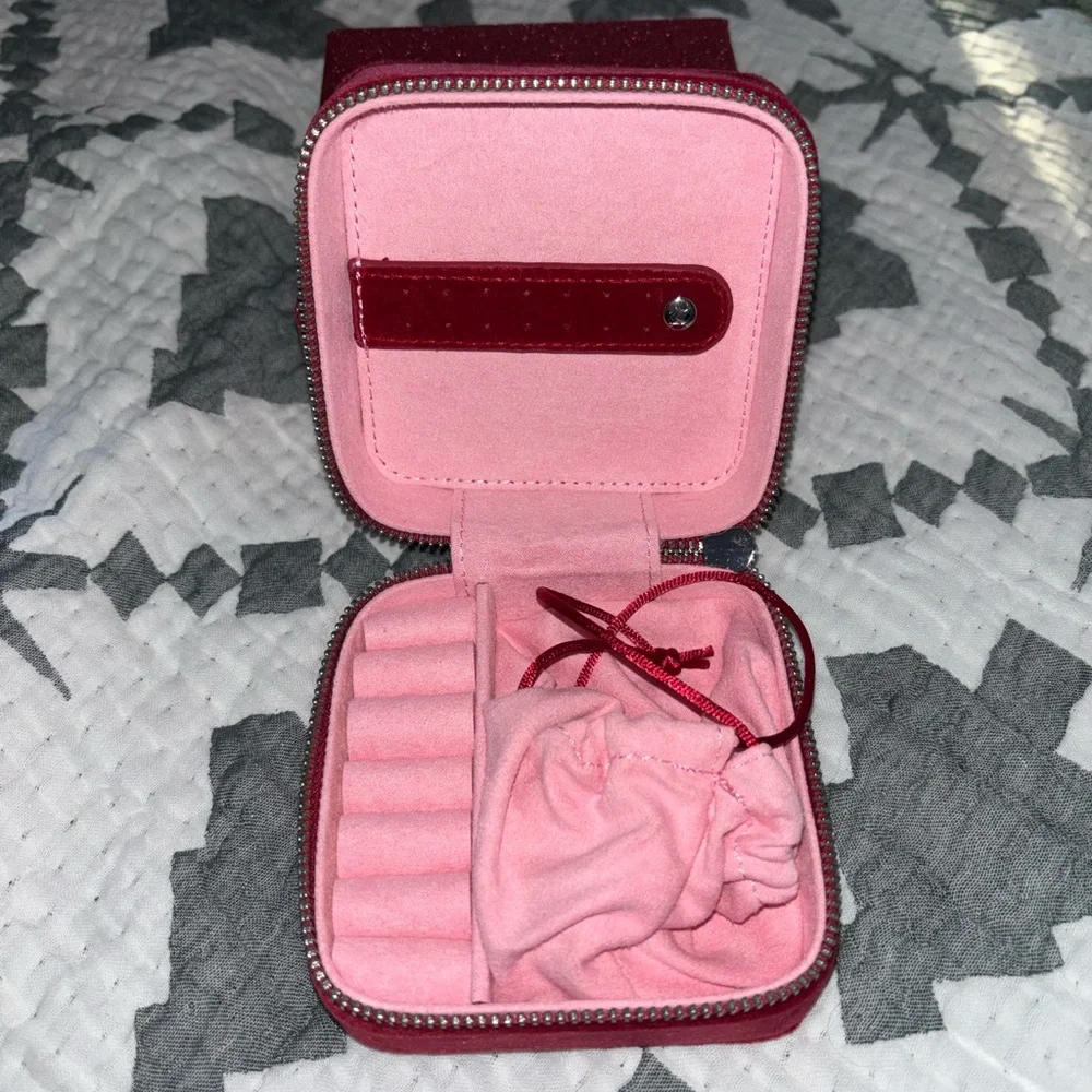 Swarovski Velvet travel jewelry box - Picture 2 of 6